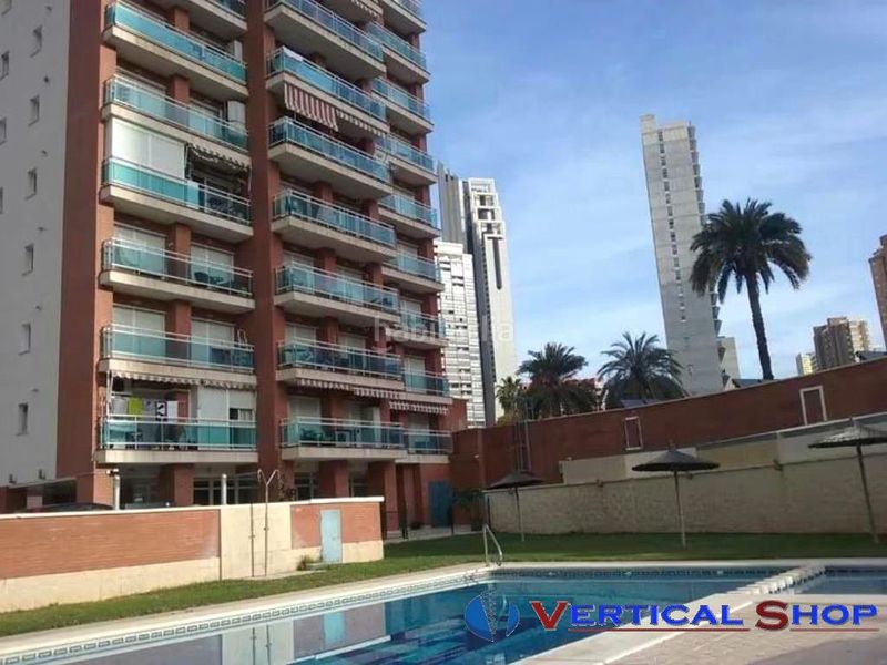 Foto 4a4dfdef-7f2f-4cfa-9553-373dd9c3efeb. Pis amb calefacció a Playa Poniente Benidorm