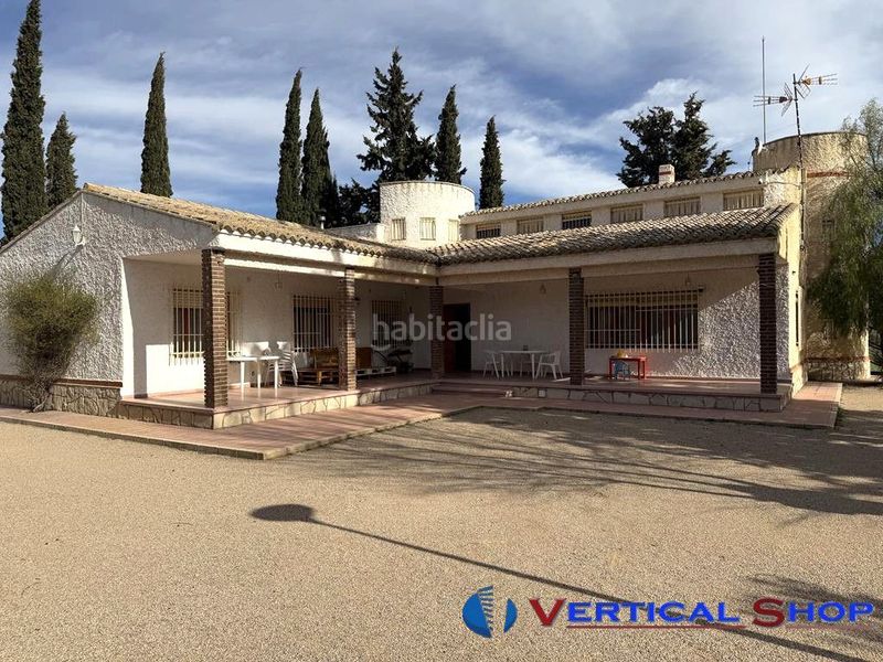 Foto 7a733d86-253c-42d4-acdf-743ca28eaca6. Xalet a Caudete