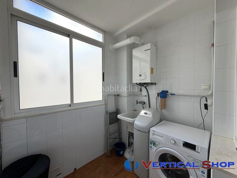 Foto b9758a1e-fff9-49db-ac4a-2e79b7b621ee. Pis amb calefacció aparcament a Caudete
