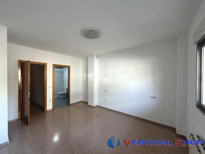 Foto d4bc4a81-2a66-4077-8870-6b0a7e162f4d. Casa amb calefacció aparcament a Caudete