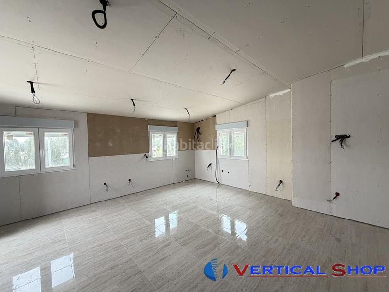 Foto f217756e-7044-4336-bd8b-b0a8abefa6ab. Xalet amb aparcament a Caudete