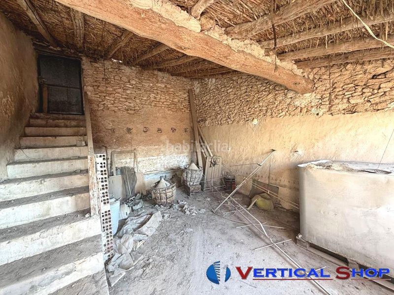 Foto bc28aa0c-1997-424c-ab58-0788d6327b5a. Casa amb calefacció a Caudete