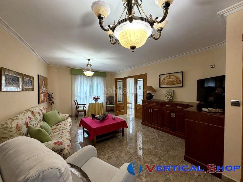 Foto 5b774409-f55b-4e9a-8095-978f8e8cb7a0. Casa amb calefacció aparcament a El Rabal Villena