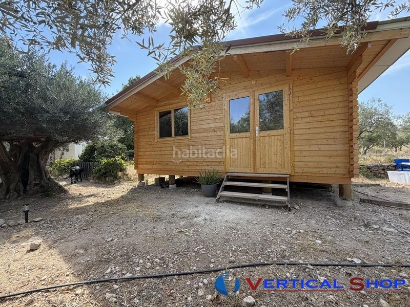 Foto 4c973dd9-664b-4a9e-9d6f-a68d7176f32e. Chalet with parking in Caudete