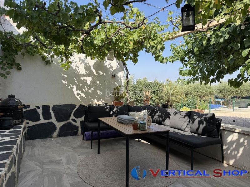 Foto 8bd6f383-84aa-4944-b092-635f0f3fb84d. Chalet with parking in Caudete