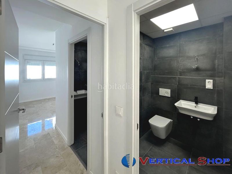 Foto 4bddffd0-025c-4249-b995-84a7f16f41d5. Àtic a Campoamor Alicante