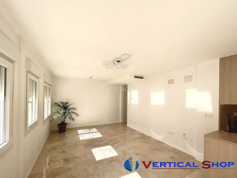 Foto a90e0a4d-8af1-43e2-8499-e14629cd6218. Àtic a Campoamor Alicante