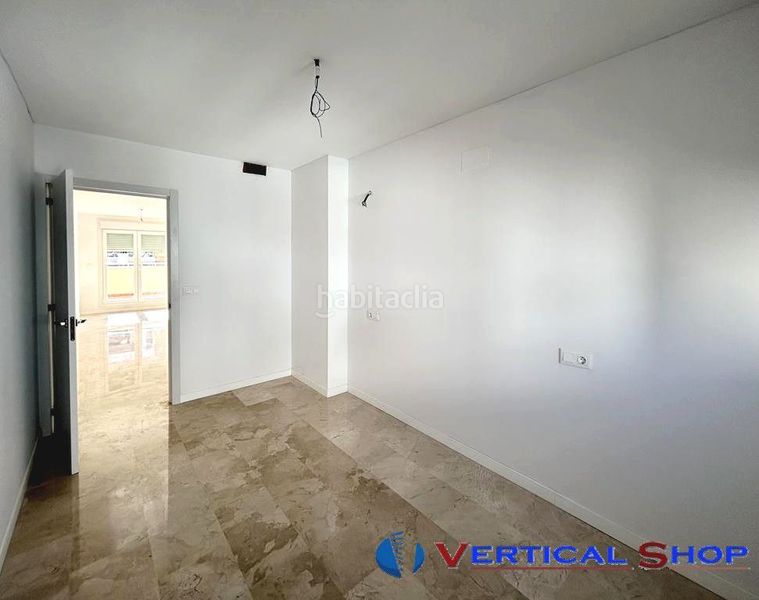 Foto c2f83f0c-3e3a-410f-804d-831cbae0d038. Àtic a Campoamor Alicante