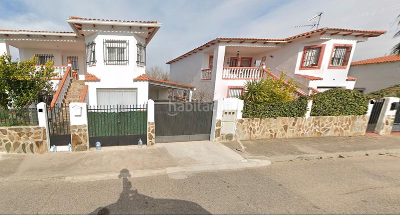 Foto cf79661a-0a3c-4de2-afe3-b7363d29f890. Xalet amb xemeneia calefacció aparcament a Santa Olalla