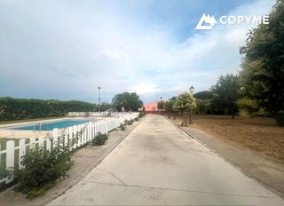 Xalet a Novés. Venta de casa y parcela