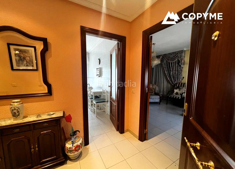 Foto d7a7d695-d7b7-488b-a73b-293e73329896. Chalet con riscaldamento parcheggio in Burujón