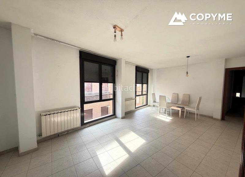 Foto c0a15b90-0b39-44bf-a2aa-5d96f2e57df6. Dúplex venta de piso en Torrijos