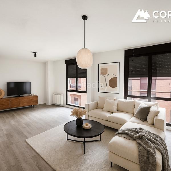 Foto efaf1348-21d0-4bc5-8cfc-f1ef0e221bca. Dúplex venta de piso en Torrijos