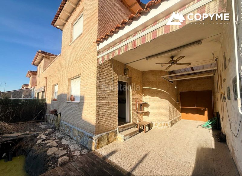 Foto d1ba6787-f586-41f0-907c-b43673a4c518. Casa adossada amb calefacció piscina a Santa Olalla