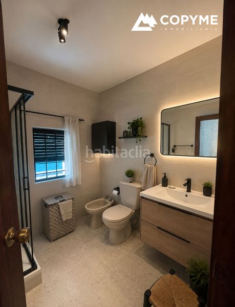 Foto 53cbebb1-e785-488b-84a6-be91e7b948a7. Casa amb xemeneia a Gerindote