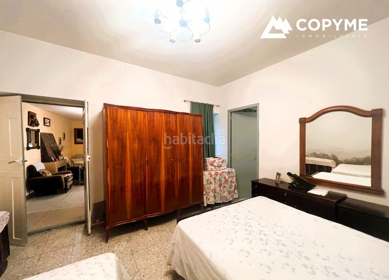 Foto cc109575-aec6-4f56-b263-2378838e4ce9. Casa amb xemeneia a Gerindote