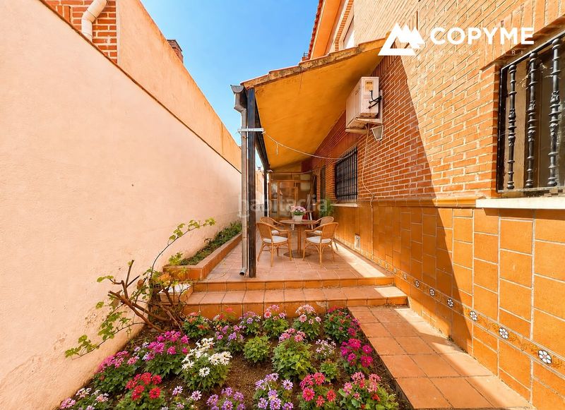 Foto 5193c3a8-a77b-4d2c-9270-133bbfc614ce. Casa aparellada amb aparcament piscina a Gerindote