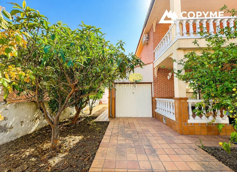 Foto 6b156a60-ca5a-447c-87bf-d2aa44483ecc. Casa aparellada amb aparcament piscina a Gerindote