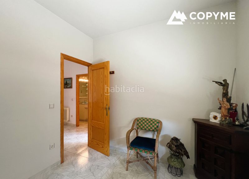 Foto 8acb1e61-d898-4e75-8484-0ef53ab440fb. Casa aparellada amb aparcament piscina a Gerindote
