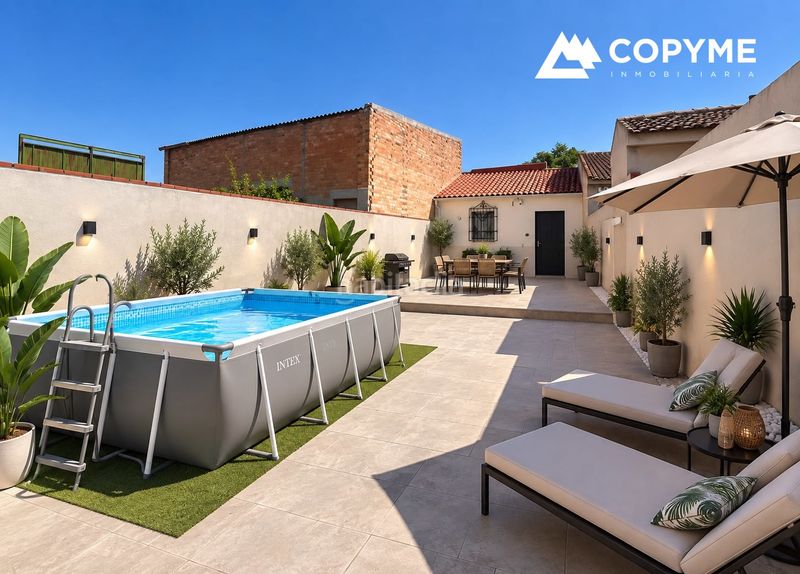 Foto 1ab561a5-4b09-4bdd-b316-b0ef6afe2f00. Casa amb aparcament a Burujón