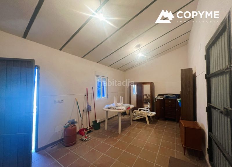 Foto 56957d1e-62ff-411f-b2f1-cd2fe2b848de. Casa amb aparcament a Burujón