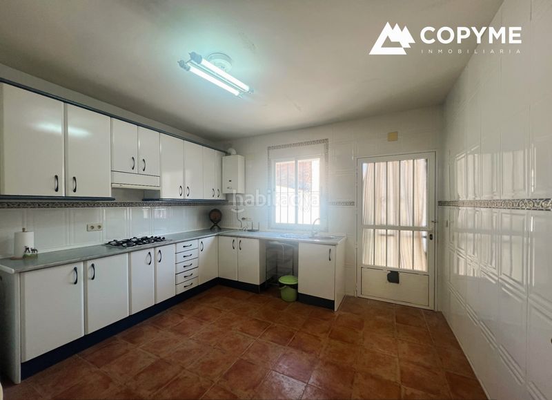 Foto 929e72cb-1c66-41d1-b789-18426f139d58. Casa amb aparcament a Burujón