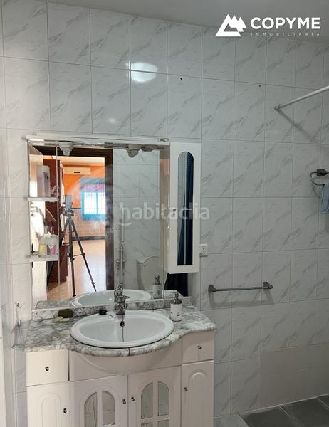 Foto ce2868c9-9c72-4dfc-a1ff-1bc43ee3ffc3. Casa con parcheggio in Gerindote