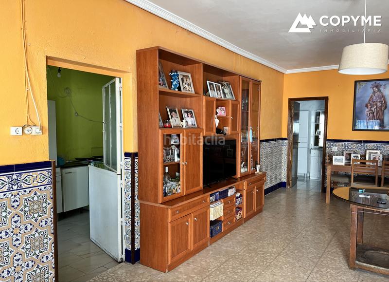 Foto ef7f4e92-ce7a-4eee-b9d4-ceca3324d46d. Casa con parcheggio in Gerindote