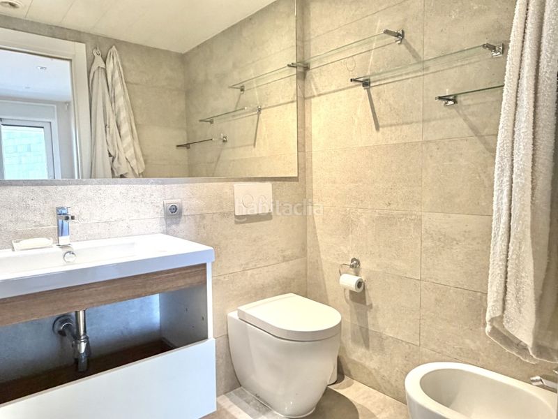 Foto 5d1393d4-8426-43ef-94c6-8645c5631d4c. Casa amb aparcament a Besòs - Maresme Barcelona