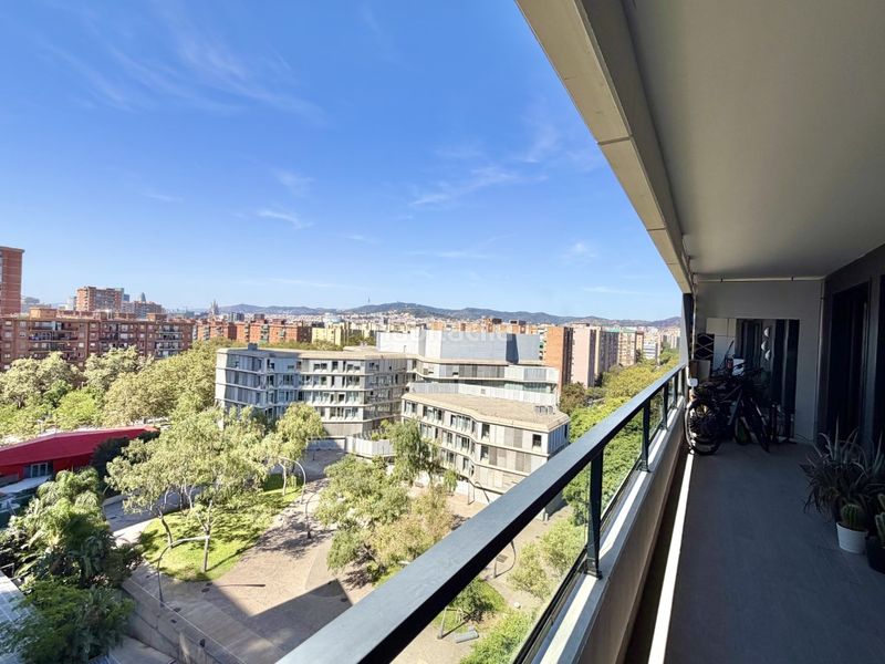 Foto 81c153f0-df30-40d2-bd6b-ba5f797ebb61. Casa amb aparcament a Besòs - Maresme Barcelona