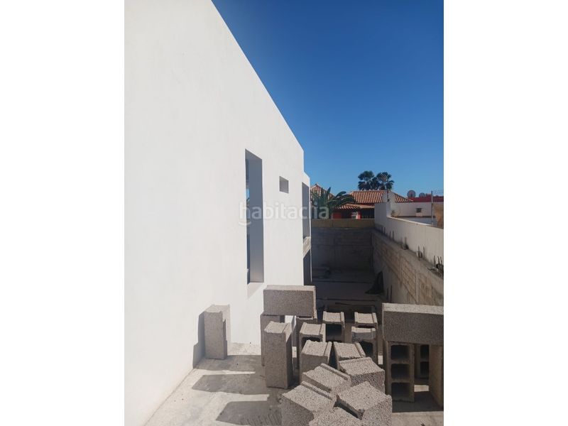 Foto 2a927265-b380-40ef-89e5-86aaa2fc1b93. Reihenhaus in Corralejo Oliva (La)