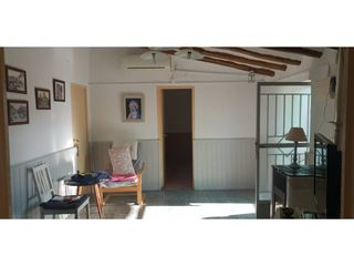 Casa a Calle consejero 100. Finca con casacortijo a la venta en el consejero