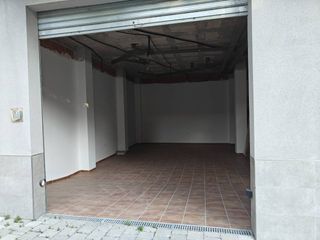 Business premise  Calle poeta paravico. Local en venta en poeta paravico.