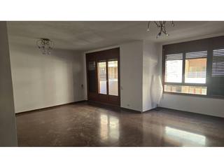 Pis  Juan carlos i. Piso en venta en centrocorredera30800