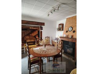 Casa in Zarzalico. Casa en venta en zarcilla de ramos.