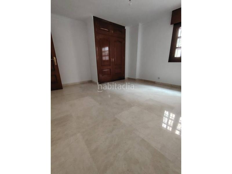 Foto 6b45c870-a55d-4dba-ba5e-51d0ef8ebba9. Pis a Santiago Lorca