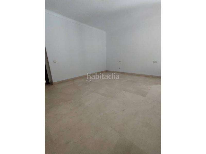 Foto 73db4085-a0a4-421c-ae40-ceb0535fdf3c. Pis a Santiago Lorca