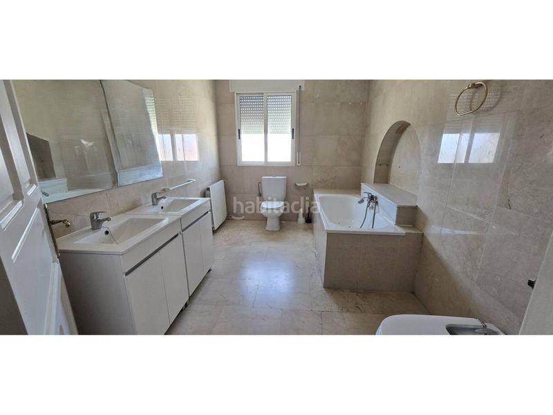 Foto f3891051-29e3-44fe-a1f3-2bdff3fcc0a3. Chalet dans San Antonio Lorca
