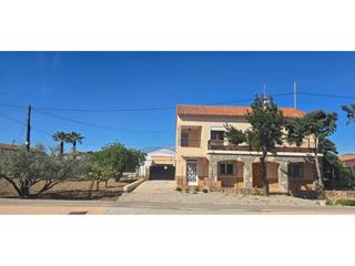 Chalet  Carretera águilas. Chalet en venta en campillo.