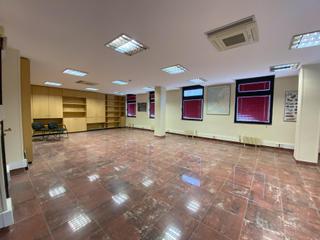 Rent Office space in Paseo paseo de landabarri, 4 4. Alquiler oficina en landabarri bidea 4