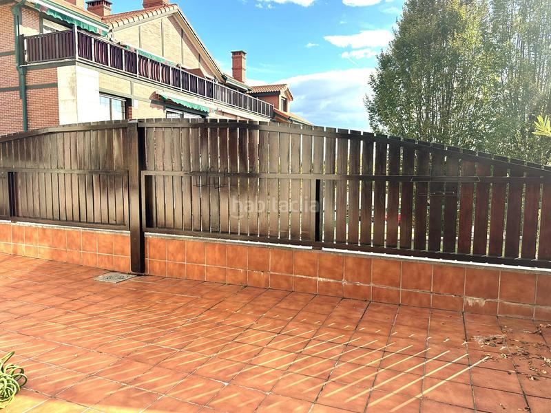 Foto 36224937-abfc-4cd1-be2a-b587db20eaa1. Rent semi detached house with heating parking in santa maría de Getxo Getxo