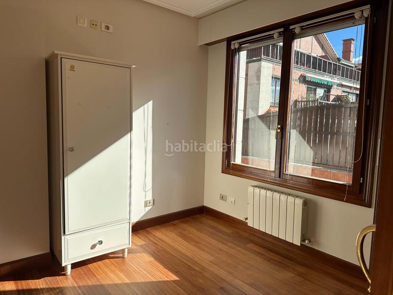 Foto 651c3309-753b-42da-9814-730329d33d57. Rent semi detached house with heating parking in santa maría de Getxo Getxo