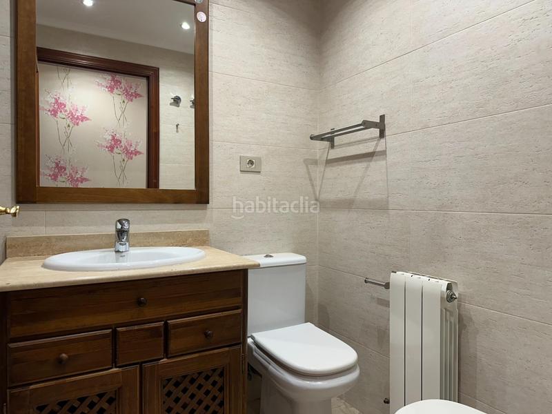 Foto d13c4d45-f502-4ae4-b0dd-48f684dbee33. Rent semi detached house with heating parking in santa maría de Getxo Getxo