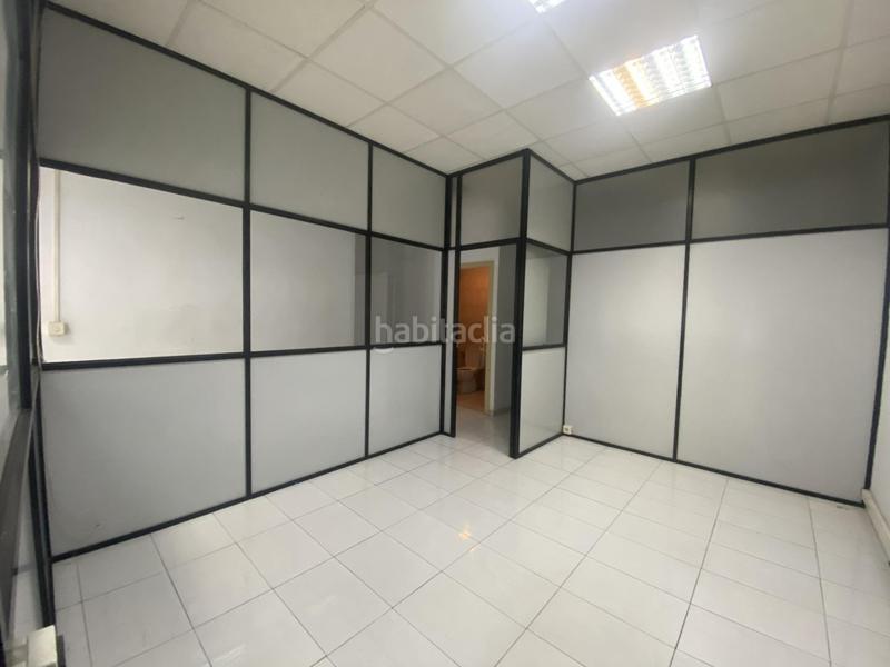 Foto ab1406c7-c015-463d-9517-d63c03818f4a. Lloguer local comercial a Las Arenas Getxo