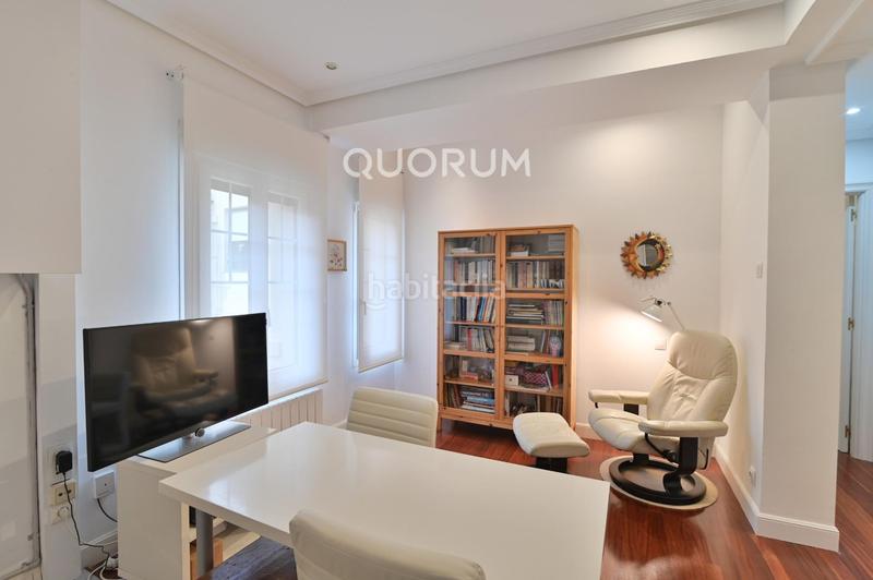 Foto c5db9f36-43b8-4485-bbb9-8c84fa72d28f. Flat with heating in Centro-Puerto Viejo Getxo