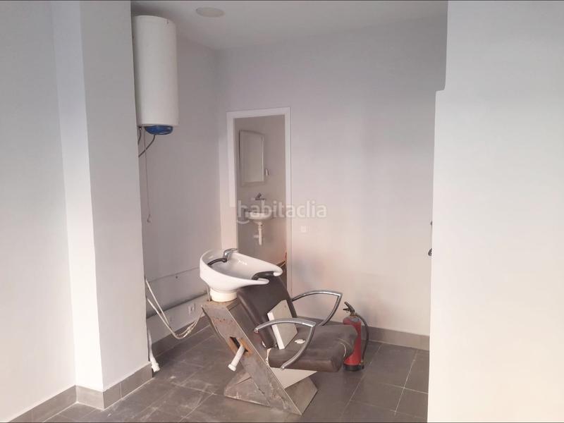 Foto 83b899db-5727-4ac9-b2ae-cf501665ed85. Local comercial lonja a la venta en calle euskal herria en Getxo