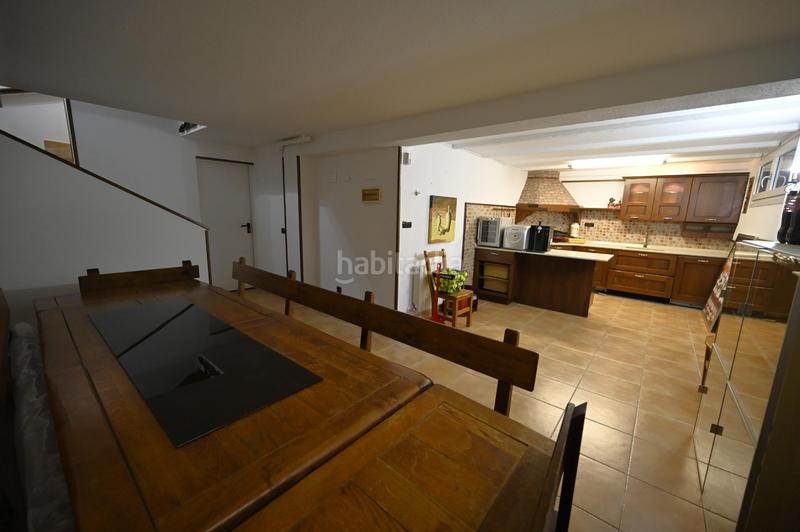 Foto 448d4058-6a6e-4145-98de-ad0c7b004c72. Semi detached house with heating parking in Loiu