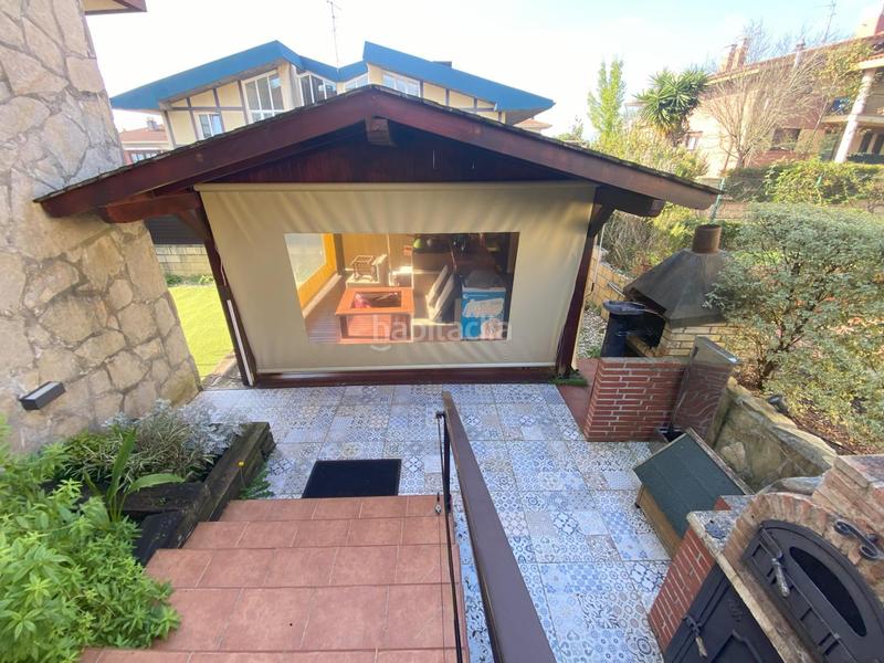 Foto dc11ebb0-41b3-4ab0-a54d-6c4cebc29812. Semi detached house with heating parking in Loiu