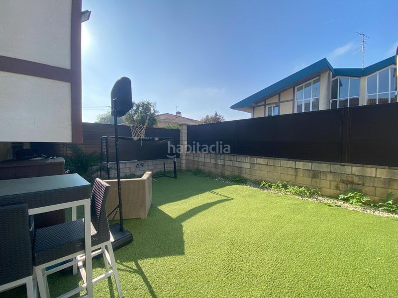 Foto 1cf31be3-f26e-427b-a607-9ff11f8ebf04. Casa adossada amb calefacció aparcament a Loiu