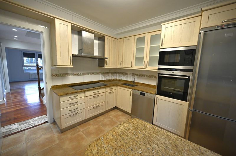 Foto a0ee41a6-f562-459c-b207-4bfbf925d008. Casa adossada amb calefacció aparcament a Loiu